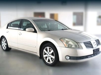 Used 2005 Nissan Maxima 3.5 SL w/ (T05) Navigation System Pkg