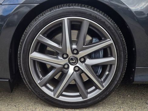 Used 2019 Lexus GS 350 F Sport w/ Preferred Accessory Package RWD image 9