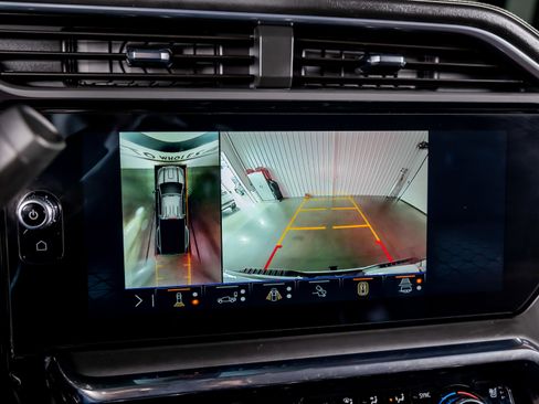 Used 2025 GMC Sierra 3500 Denali Ultimate image 11