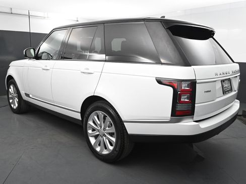Used 2016 Land Rover Range Rover HSE image 3