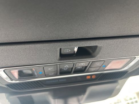 New 2025 Ford F250 Platinum image 26