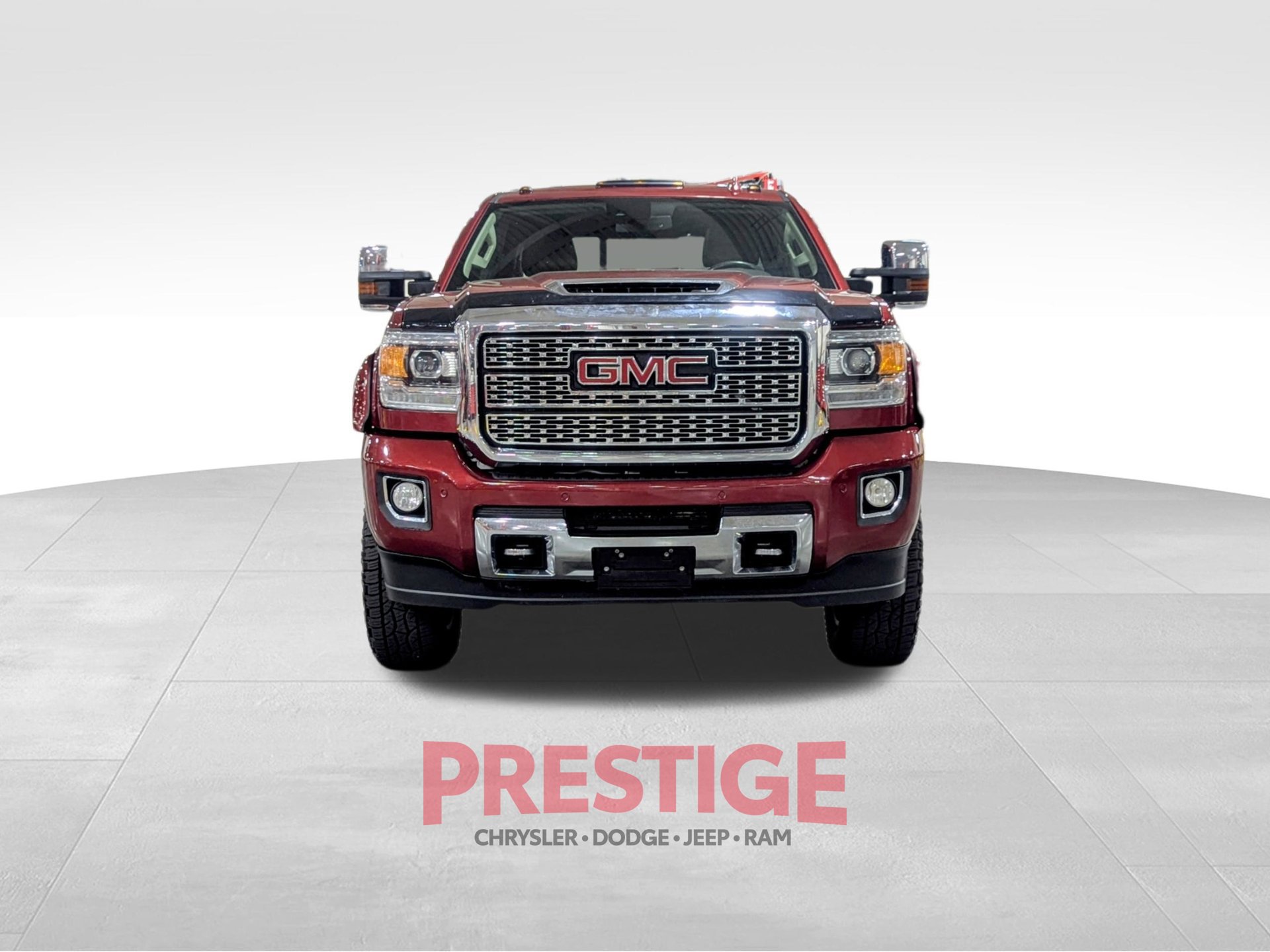 Used 2018 GMC Sierra 3500 Denali w/ Duramax Plus Package AWD/4WD image 3