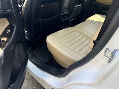 Used 2017 Ford Edge SEL w/ Equipment Group 201A AWD/4WD image 6
