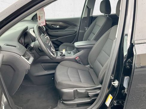 Used 2024 GMC Terrain SLE AWD/4WD image 10