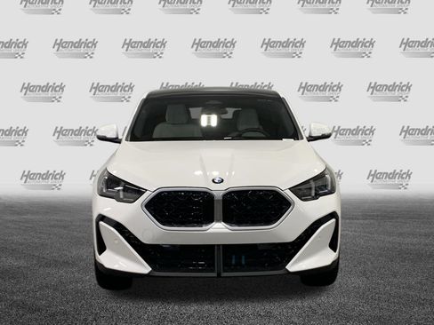 Certified 2026 BMW X2 xDrive28i w/ Convenience Package AWD/4WD image 2
