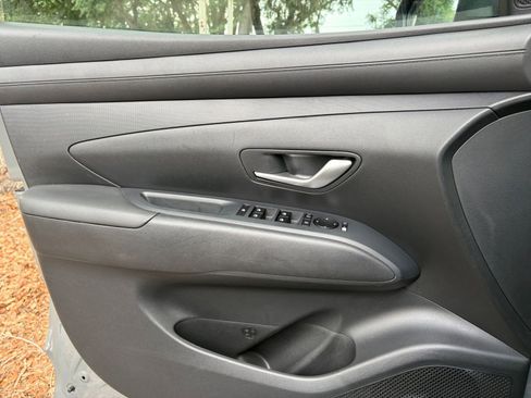 Used 2025 Hyundai Tucson SEL FWD image 18