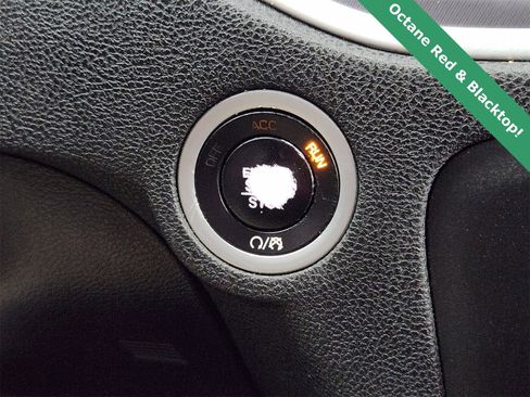 Certified 2020 Dodge Charger SXT w/ Blacktop Package image 21