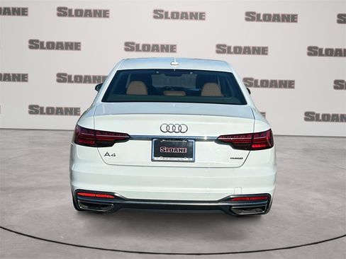 Used 2022 Audi A4 2.0T Premium w/ 18" Wheel Package image 4