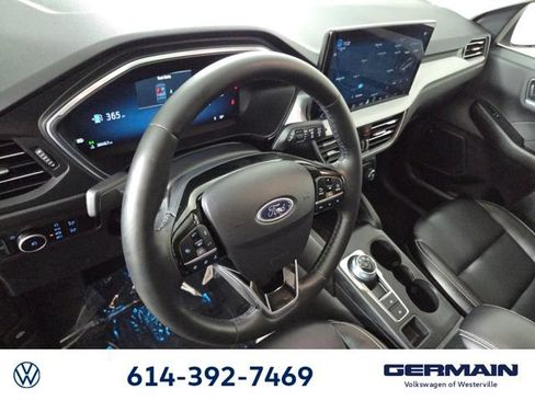 Used 2024 Ford Escape Platinum AWD/4WD image 12