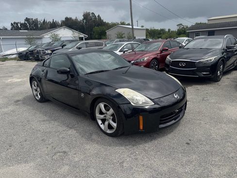 Used 2007 Nissan 350Z Touring w/ Aerodynamics Pkg image 3