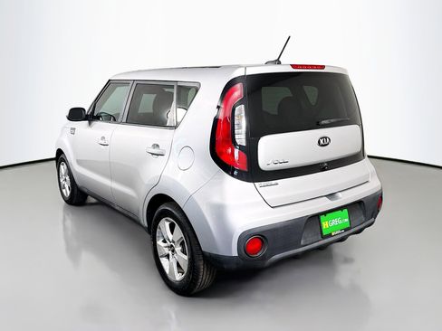 Used 2019 Kia Soul Base image 7