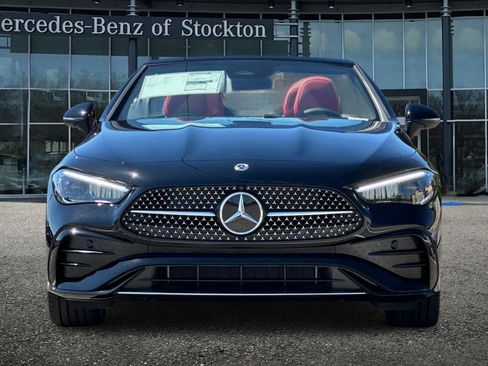 New 2026 Mercedes-Benz CLE 300 4MATIC Cabriolet image 9