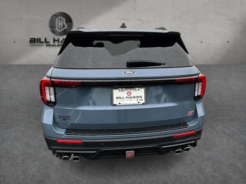 Used 2025 Ford Explorer ST AWD/4WD image 6