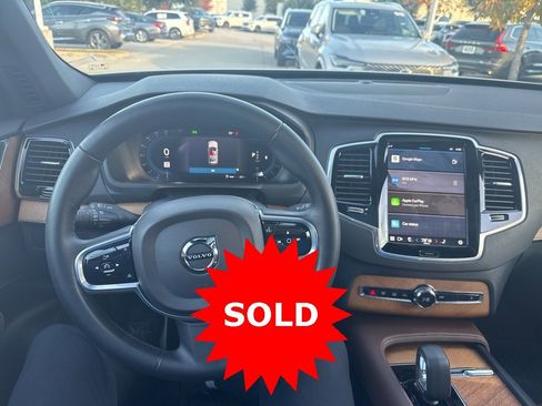 Certified 2023 Volvo XC90 B6 Plus image 23