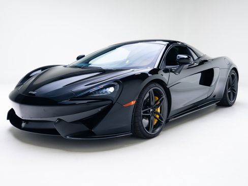 Used 2019 McLaren 570S Spider image 38