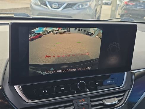 Certified 2024 Nissan Altima 2.5 SR w/ SR Premium Package image 24