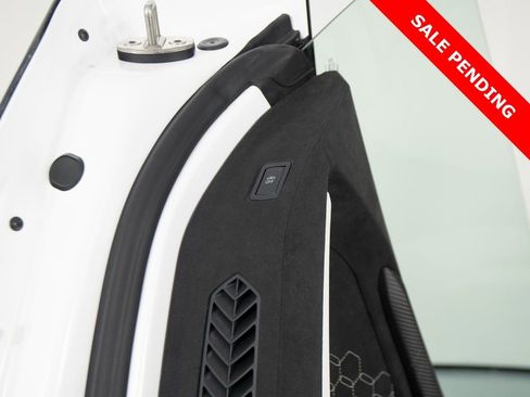 Used 2024 Lamborghini Revuelto image 13