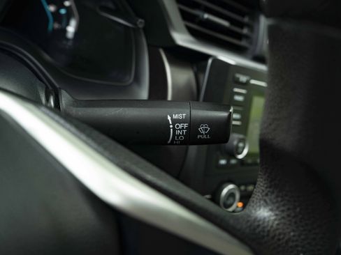 Used 2020 Honda Civic LX image 24