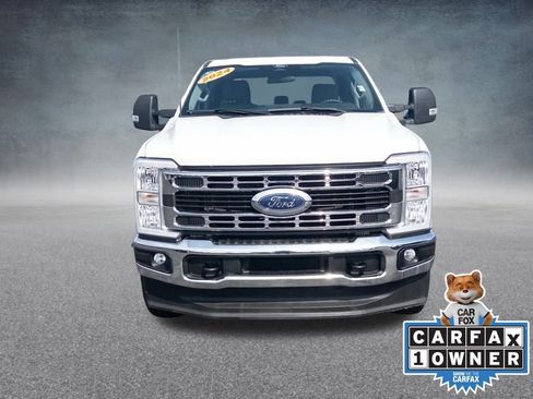 Used 2024 Ford F250 XLT image 2