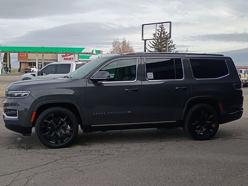 Used 2022 Jeep Grand Wagoneer Series I image 5