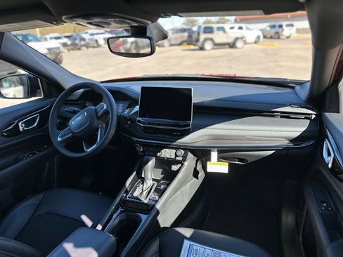 New 2026 Jeep Compass Latitude image 16