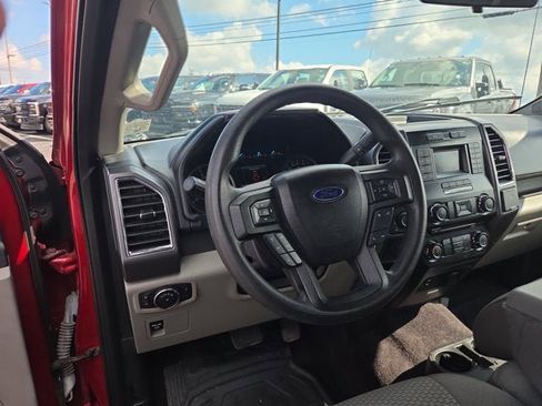 Used 2016 Ford F150 XLT w/ Trailer Tow Package image 8
