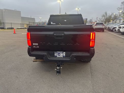 Used 2024 Toyota Tacoma SR5 image 5