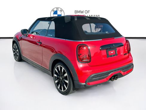 Used 2024 MINI Cooper S w/ Signature Upholstery Package FWD image 5
