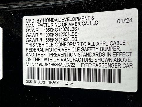 Used 2024 Acura Integra A-Spec image 33