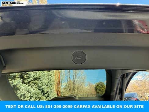 Used 2023 Tesla Model Y Long Range image 36