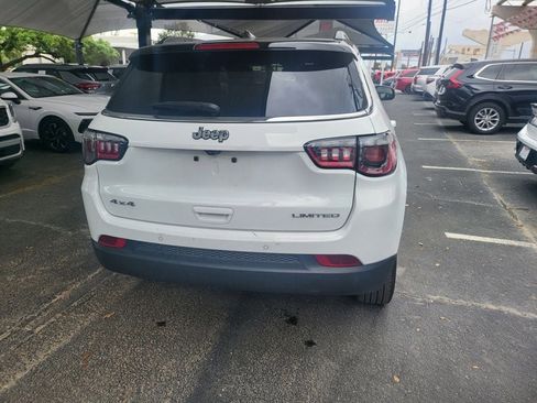 Used 2025 Jeep Compass Limited image 13