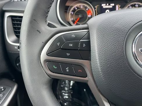 Used 2020 Jeep Cherokee Latitude Plus image 19