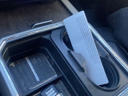 Used 2021 Ford F250 Lariat image 13