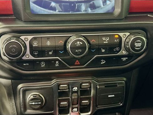 Used 2021 Jeep Wrangler Unlimited Rubicon AWD/4WD image 20