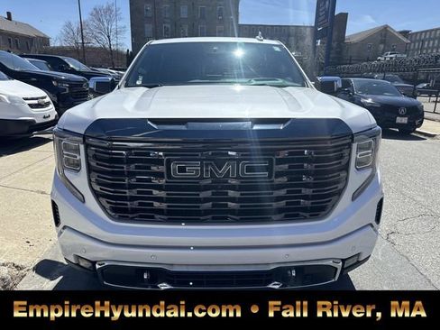 Used 2022 GMC Sierra 1500 Denali Ultimate AWD/4WD image 9