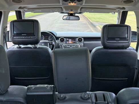 Used 2015 Land Rover LR4 HSE image 26