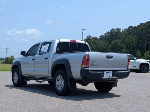 Used 2013 Toyota Tacoma PreRunner w/ Convenience Pkg RWD image 3