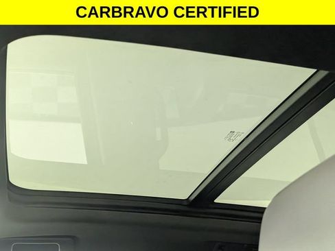 Used 2021 Chevrolet Suburban LT AWD/4WD image 12