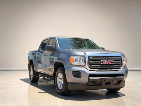 Used 2020 GMC Canyon 2WD Crew Cab w/ Convenience Package image 1
