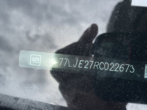 Used 2024 Chevrolet Trax RS image 25