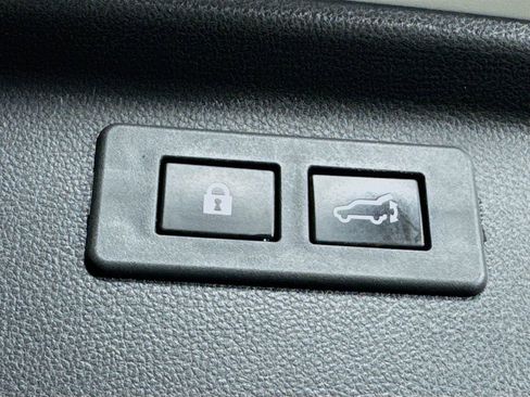 Used 2021 Subaru Forester Limited w/ Popular Package #3 image 32