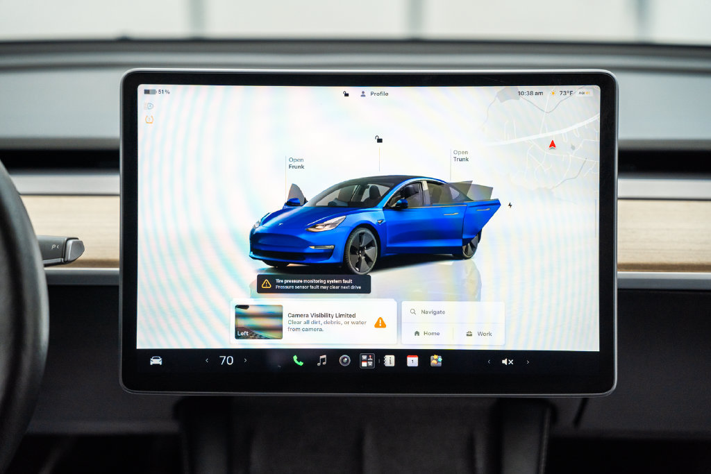 Used 2022 Tesla Model 3 Long Range AWD/4WD image 19