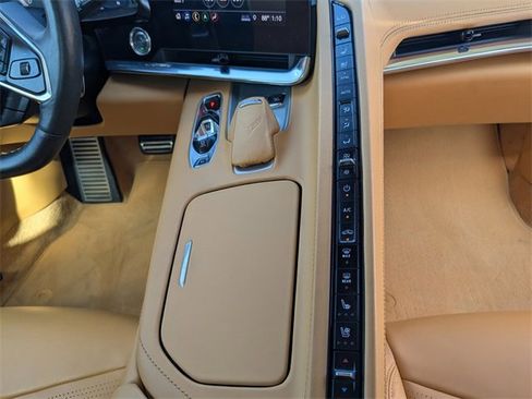 Used 2020 Chevrolet Corvette Stingray Premium Cpe w/ 3LT Preferred Equipment Group image 18