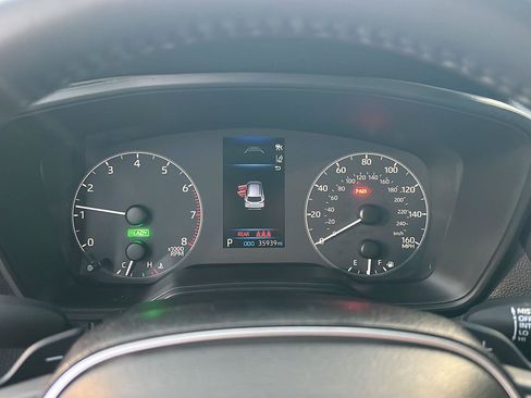 Certified 2023 Toyota Corolla Cross XSE image 23