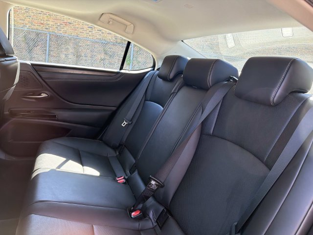 Certified 2023 Lexus ES 350 w/ Premium Package FWD image 13
