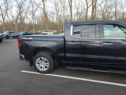 Used 2022 Chevrolet Silverado 1500 LTZ w/ Technology Package image 6