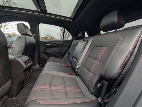 Used 2024 Chevrolet Equinox RS w/ LPO, Floor Liner Package image 36