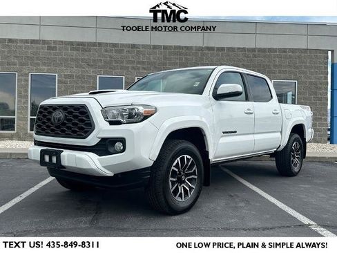 Used 2020 Toyota Tacoma TRD Sport w/ Technology Package AWD/4WD image 1
