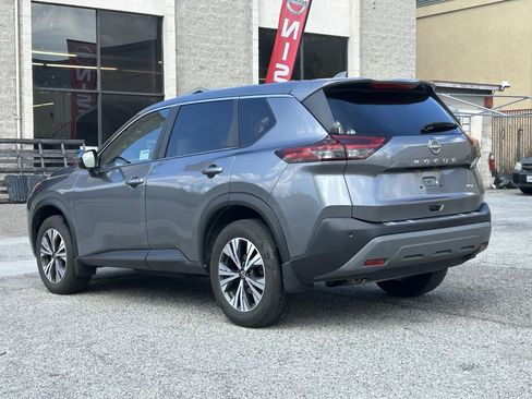 Certified 2023 Nissan Rogue SV image 4