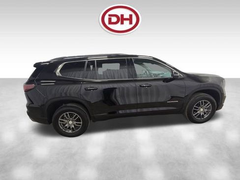 Used 2025 GMC Acadia Elevation image 2